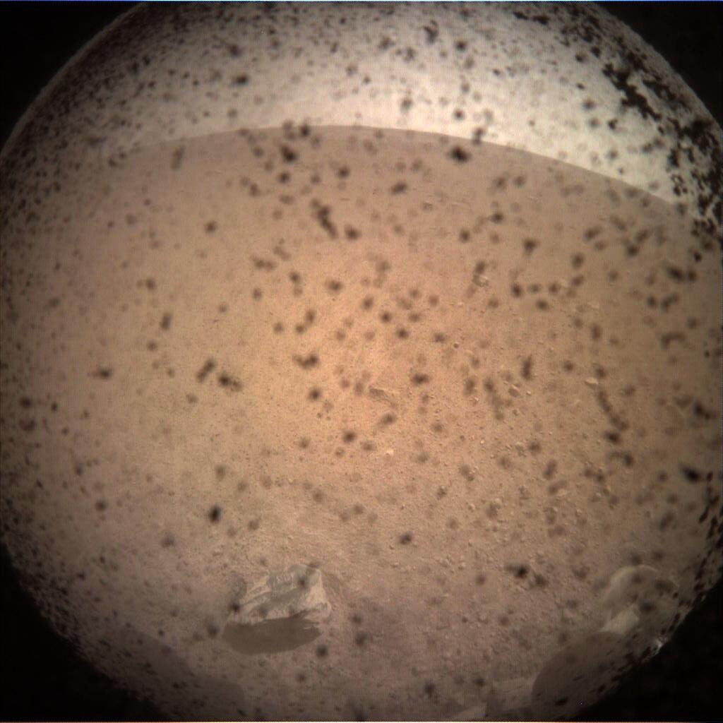 mars insight lens photo
