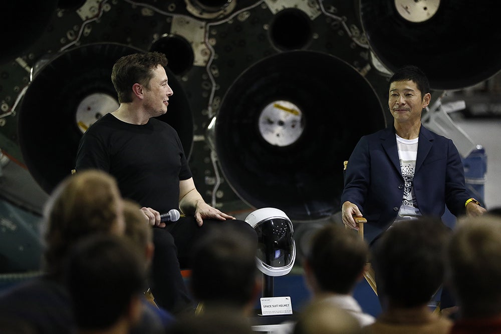 Elon Musk and Yusaka Maezawa