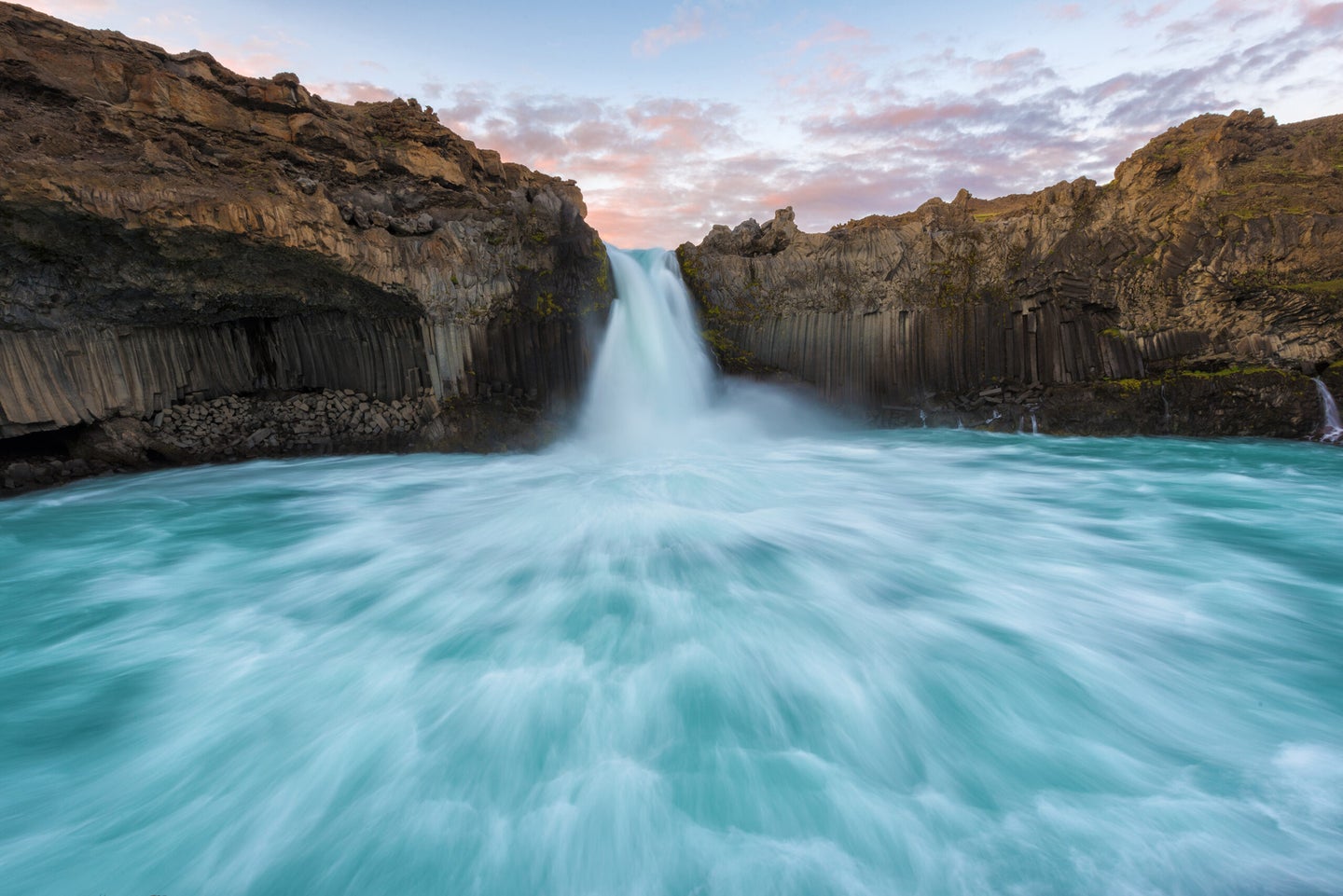 Long exposure of a waterfall