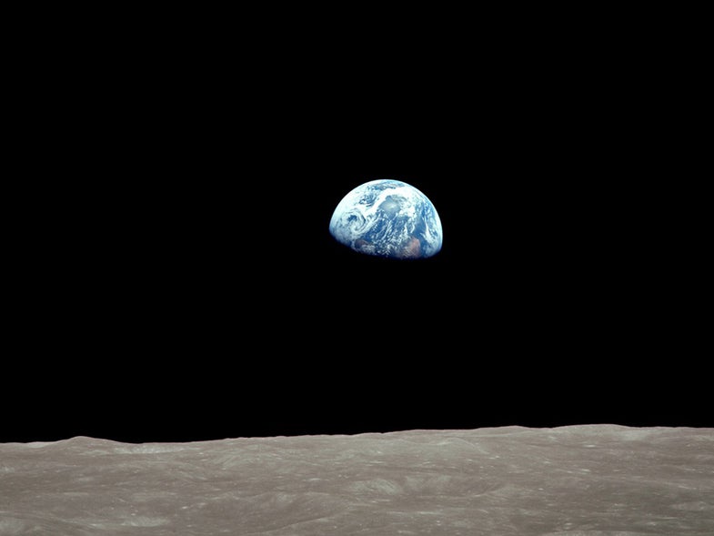 earthrise photo