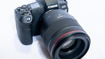 Canon EOS R 