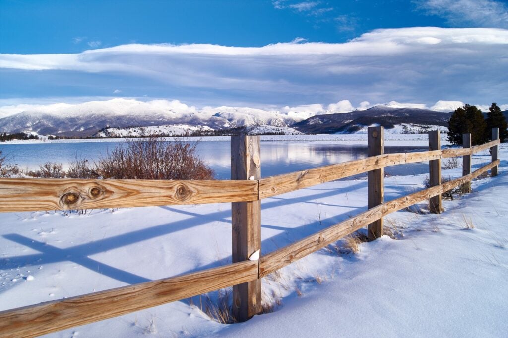 Fencing Mountains