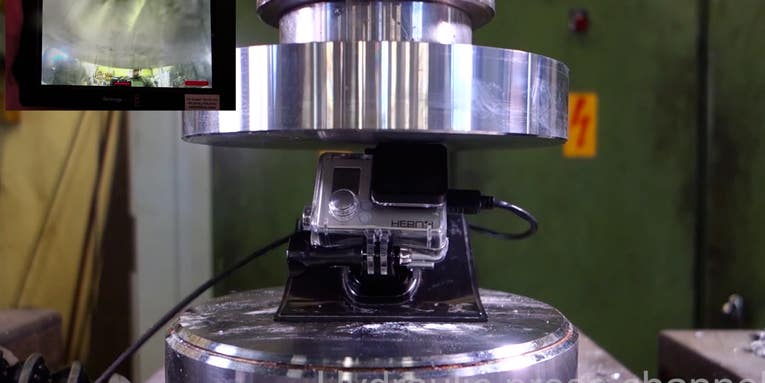 Crushing Action Cameras With a Hydraulic Press Is Stupid, Very Entertaining