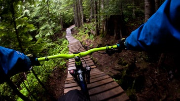 Justin Olsen Uses a Chest-Mounted DSLR for Incredible Mountain Bike Photos