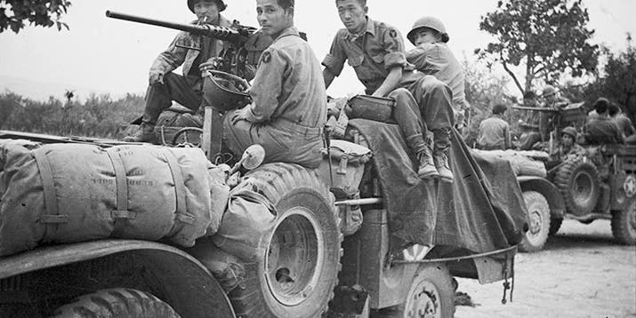 This Japanese-American Took Over 1000 Photos During WWII While Drafted in the US Army This Japanese-American Took Over 1000 Photos During WWII While Drafted in the US Army