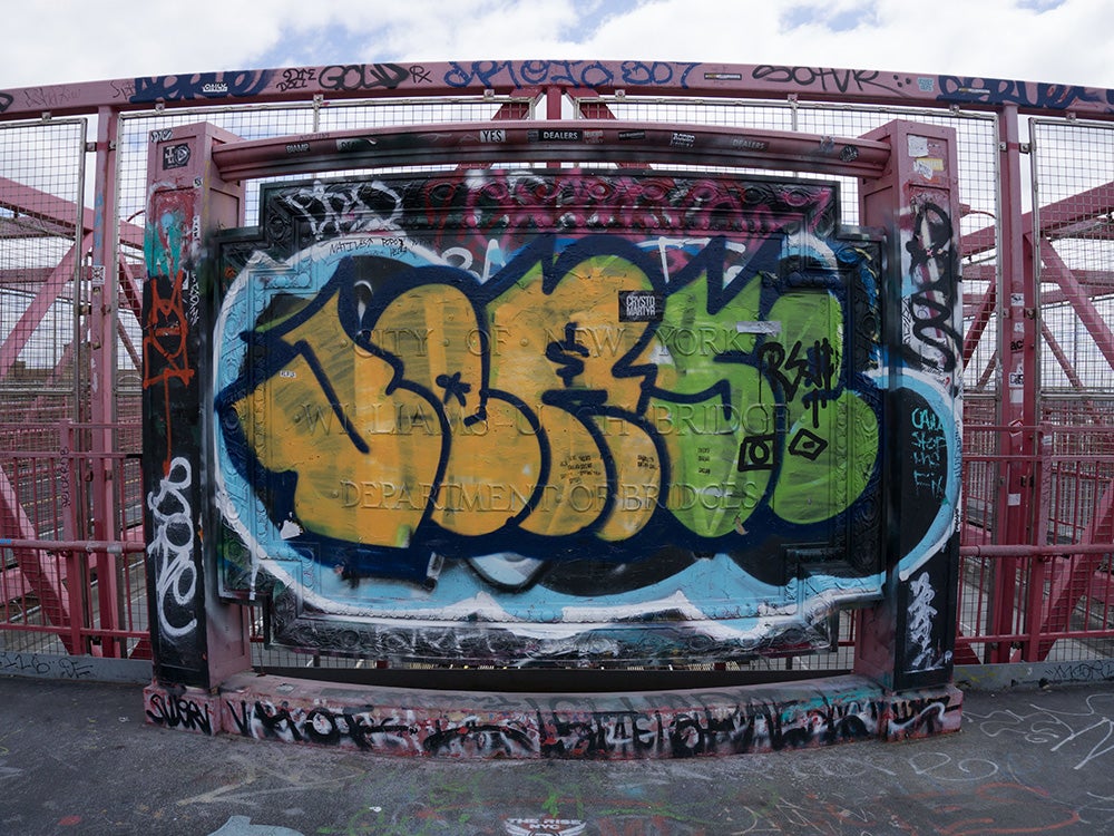 "graffiti"