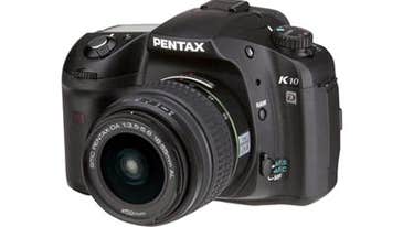 Exclusive Hands-On Preview: Pentax K10D