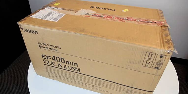 Video: Unboxing The Canon 400mm F/2.8L IS II Telephoto Lens