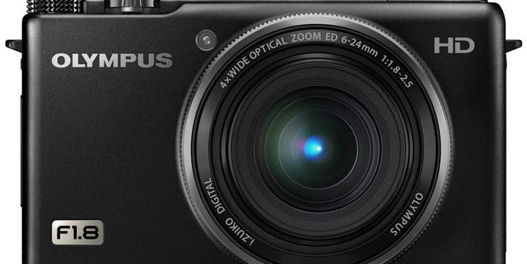 CES 2011: Olympus Announces XZ-1 Compact Camera