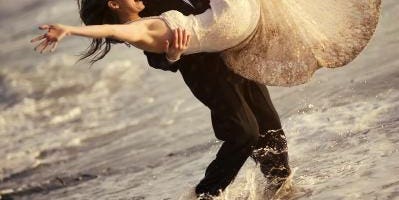 Wedding Photo Contest: Trash The Dress Wedding Photo Contest: Trash The Dress