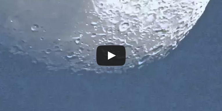 This Video of the Moon Taken With Nikon’s P900 Reminds Us How Insane 83x Optical Zoom Really Is This Video of the Moon Taken With Nikon’s P900 Reminds Us How Insane 83x Optical Zoom Really Is