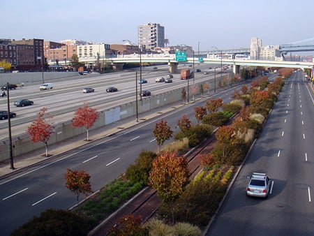 Cars-appear-sharp-despite-fast-highway-speeds-than