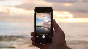 smartphone ocean picture