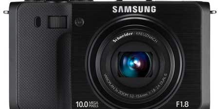 PMA 2010: Samsung debuts TL500 compact with an F/1.8 lens