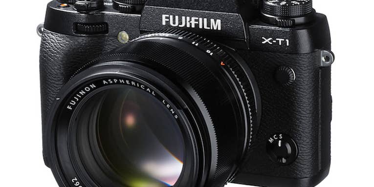 New Gear: Fujifilm X-T1 Weather-Resistant Interchangeable-Lens Camera