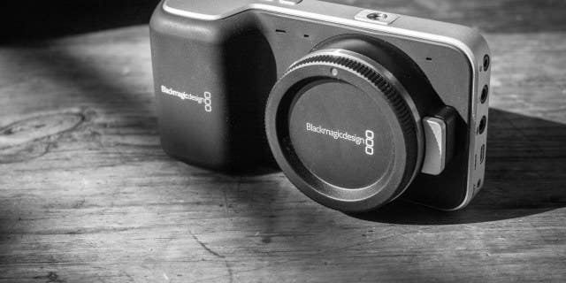 New Gear: Blackmagic Pocket Cinema Camera Shoots RAW Video For $1000 New Gear: Blackmagic Pocket Cinema Camera Shoots RAW Video For $1000