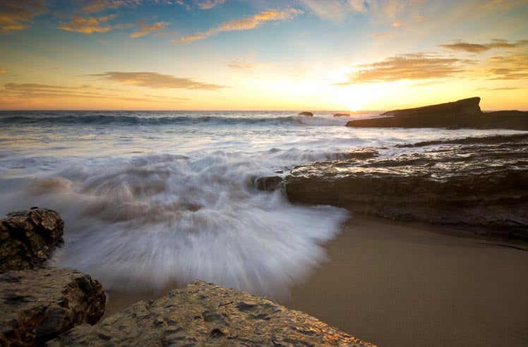 Today's Photo of the Day was shot by Jessie Hoye using a Nikon D60 and a Sigma 10-22mm lens.