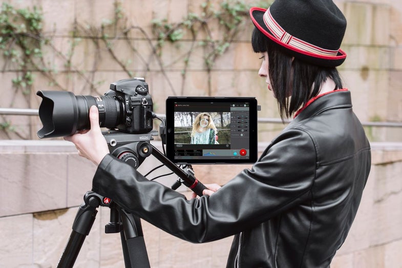 Turn an iPad into a massive viewfinder for Nikon or Canon cameras with Digital Director