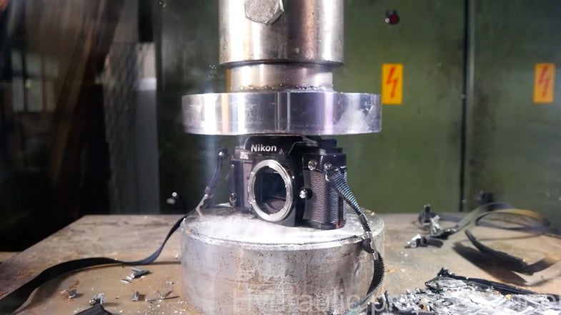 Hydraulic press camera