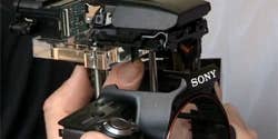 Video: A Look Inside a Sony Camera and Nikon Lenses Video: A Look Inside a Sony Camera and Nikon Lenses