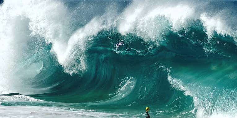 Surf Photographer Clark Little Takes Amazing Photos of Crashing Waves