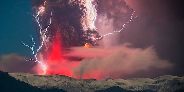 Interview: Francisco Negroni on His Volcano Lightning Photos