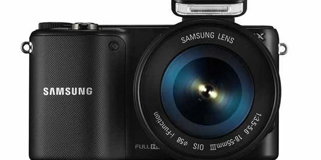 New Gear: Samsung NX2000 Camera With a 3.7-Inch Screen, NFC