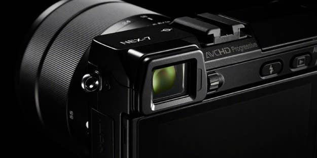 New Gear:  Sony NEX-7 Stuffs DSLR Guts Into an Interchangeable Lens Compact Body