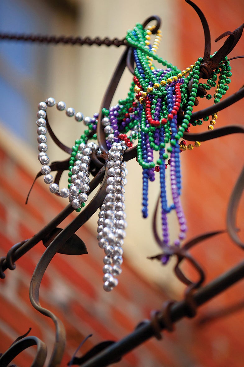 Robert Wojtowicz grabbed this image while squeezing through the crowds in the French Quarter with a Canon EOS 5D Mark III and 70–200mm f/2.8L Canon EF IS II USM lens; 1/3200 sec at f/2.8, ISO 640.