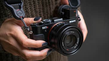 Hands-On with the Sony RX1R II Full-Frame Compact Camera