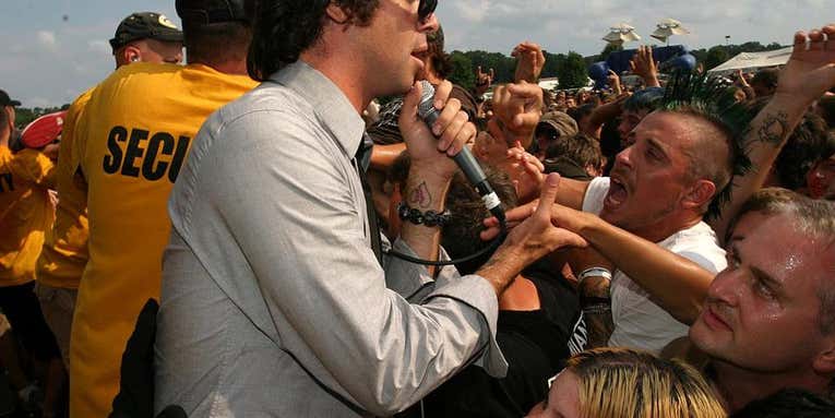Band Charges $150 to Be Their “Photographer For a Day” Band Charges $150 to Be Their “Photographer For a Day”