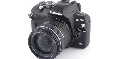 First Look: Olympus E-400