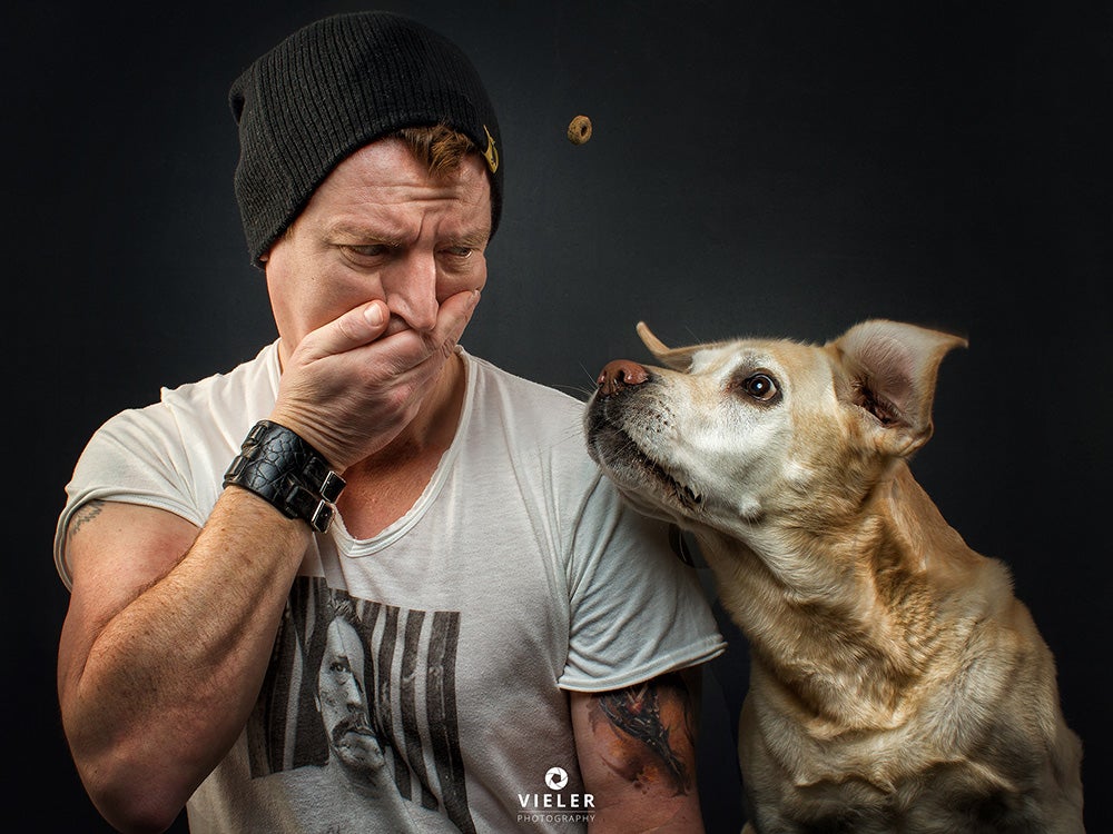 httpswww.popphoto.comsitespopphoto.comfilesimages201809selfie-mit-lotte-dog-treat.jpg