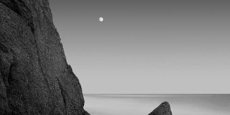 Tips From a Pro: How To Make a Modern Black and White Landscape