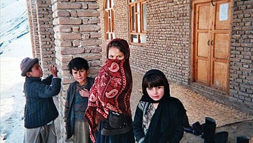 Disposable-Cameras-Help-Rural-Afghani-Students-Document-School-Conditions
