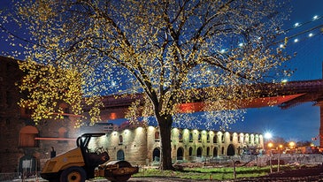 Tips from a Pro: Lynn Saville’s Tips For Photographing After Dark