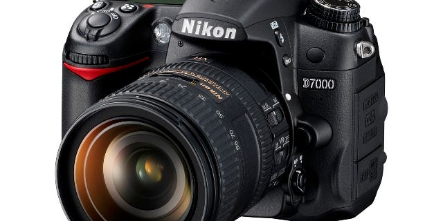New Gear: Nikon D7000 DSLR