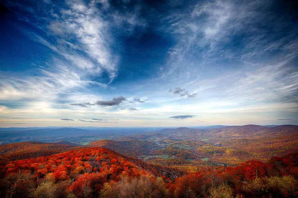 An autumn drive on Skyline Drive offered beautiful views across Shenandoah National Park.