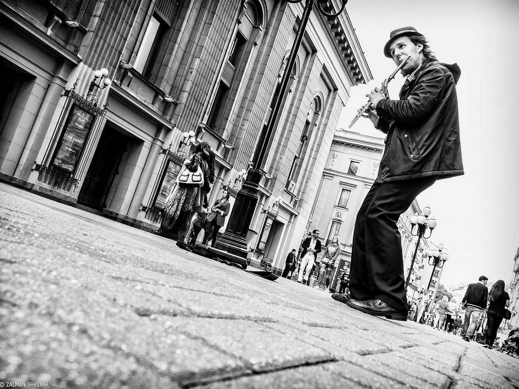 Today's Photo of the Day was taken by Zalman Shklyar along Arbat Street in the historic section of Moscow, Russia. See more of his black and white street photography <a href="https://www.flickr.com/photos/photozalman/">here.</a>