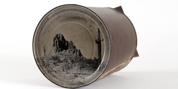 Photographer Uses Old Tin Cans for Tintype Photos