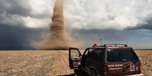 Jim Reed: Extreme Weather Photographer