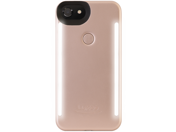 Lumee smartphone case for selfies