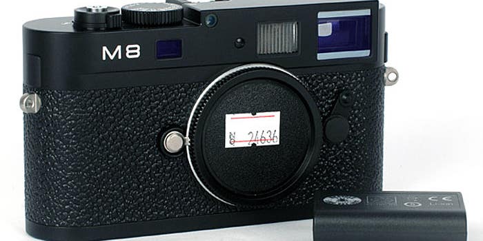 Ebay Watch: Leica Prototypes, 2000mm Lenses, Photo Booths and More
