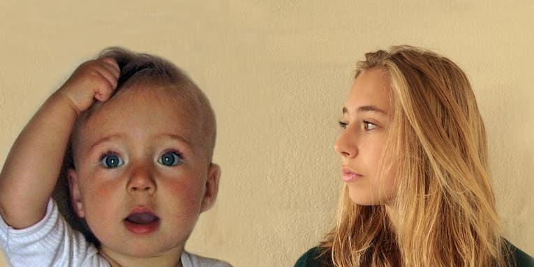 Clever Dad Makes a Timelapse Showing His Daughter Aging 14-Years Clever Dad Makes a Timelapse Showing His Daughter Aging 14-Years