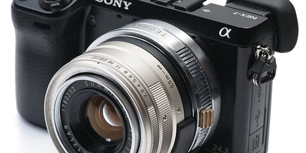 Leica Lenses Hacked to Autofocus on a Sony NEX Camera