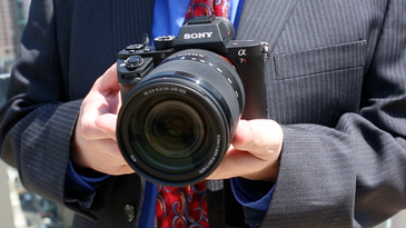 Hands On: Sony A7R II, RX100 IV and RX10 II