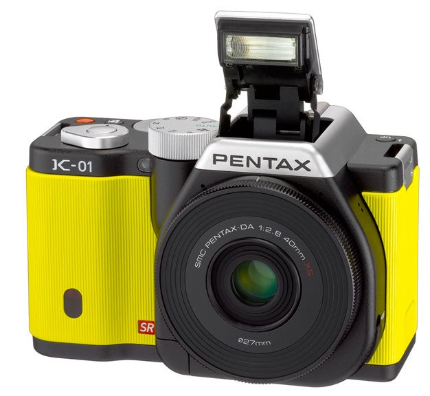 pentax_k-01_flash.jpg