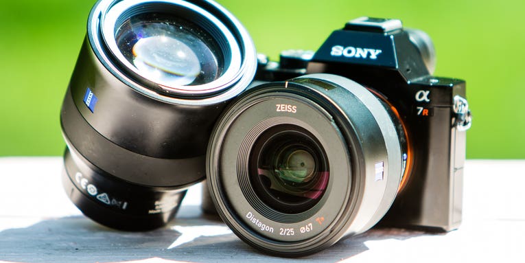Hands-On and Sample Photos: Zeiss 85mm F/1.8 and 25mm F/2 Batis Lenses