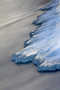 9 Tips for Dramatic Ice Photos | Popular Photography