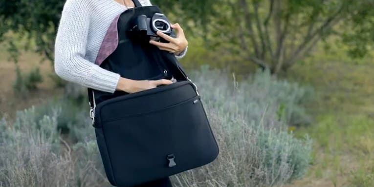 The UNDFIND One Bag is Another Convertible Laptop/Camera Fusion The UNDFIND One Bag is Another Convertible Laptop/Camera Fusion